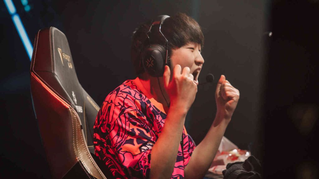 PARIS, FRANCE - Jinggg of Paper Rex reacts onstage at VALORANT Champions Paris Playoffs Stage Day 1 at Les Arènes de Grand Paris Sud on September 25, 2025 in Paris, France (Photo by Colin Young-Wolff/Riot Games)