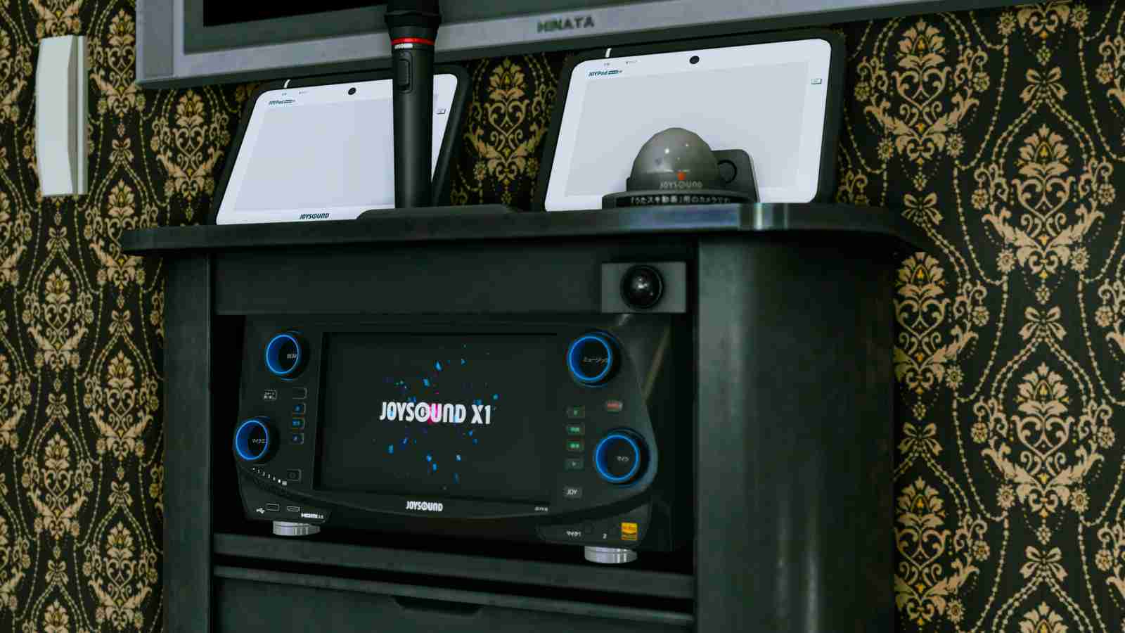 Real-life Japanese brand JOYSOUND in Yakuza Kiwami 3 and Dark Ties official screenshot